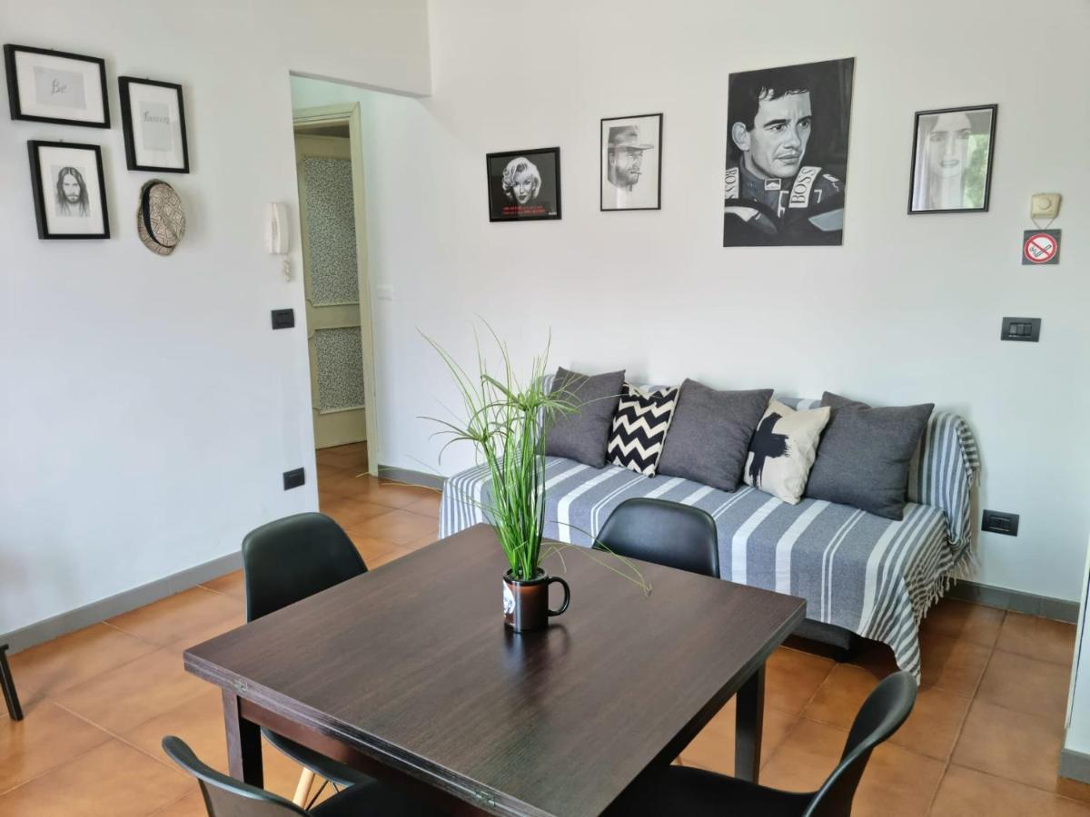 Home Of Fame - Home Gallery With Fully Equipped Kitchen, Separate Entrance, Free Parking Olbia Ngoại thất bức ảnh