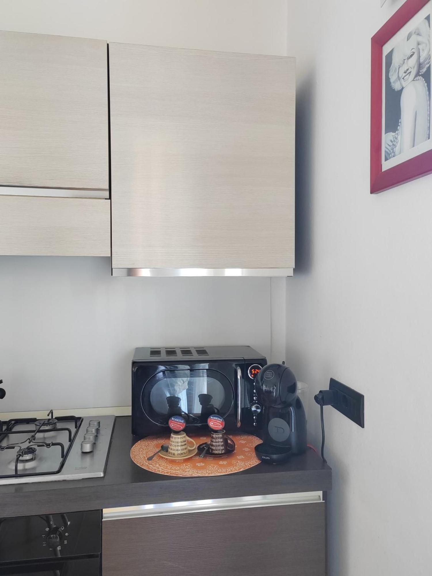Home Of Fame - Home Gallery With Fully Equipped Kitchen, Separate Entrance, Free Parking Olbia Ngoại thất bức ảnh