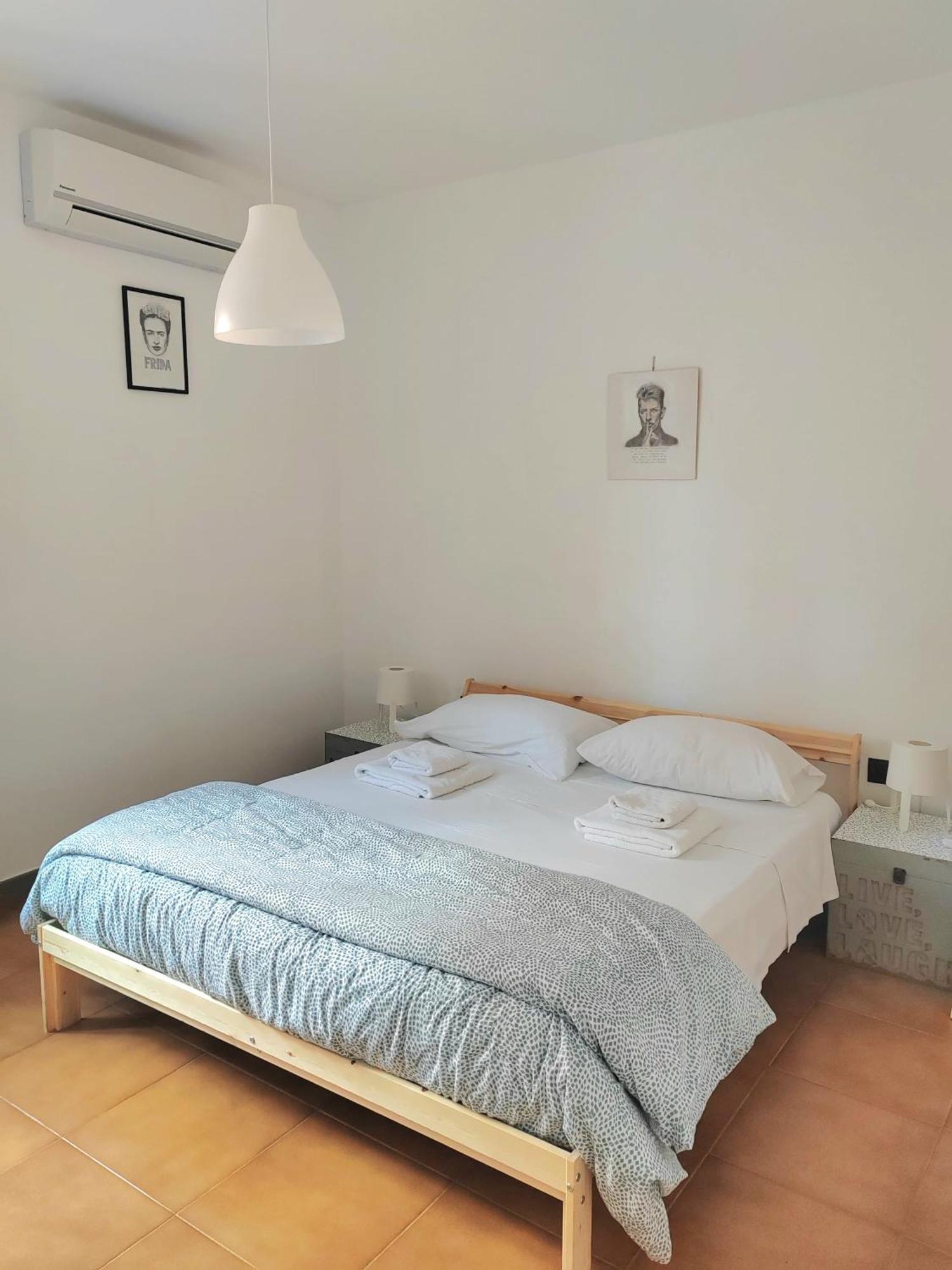 Home Of Fame - Home Gallery With Fully Equipped Kitchen, Separate Entrance, Free Parking Olbia Ngoại thất bức ảnh