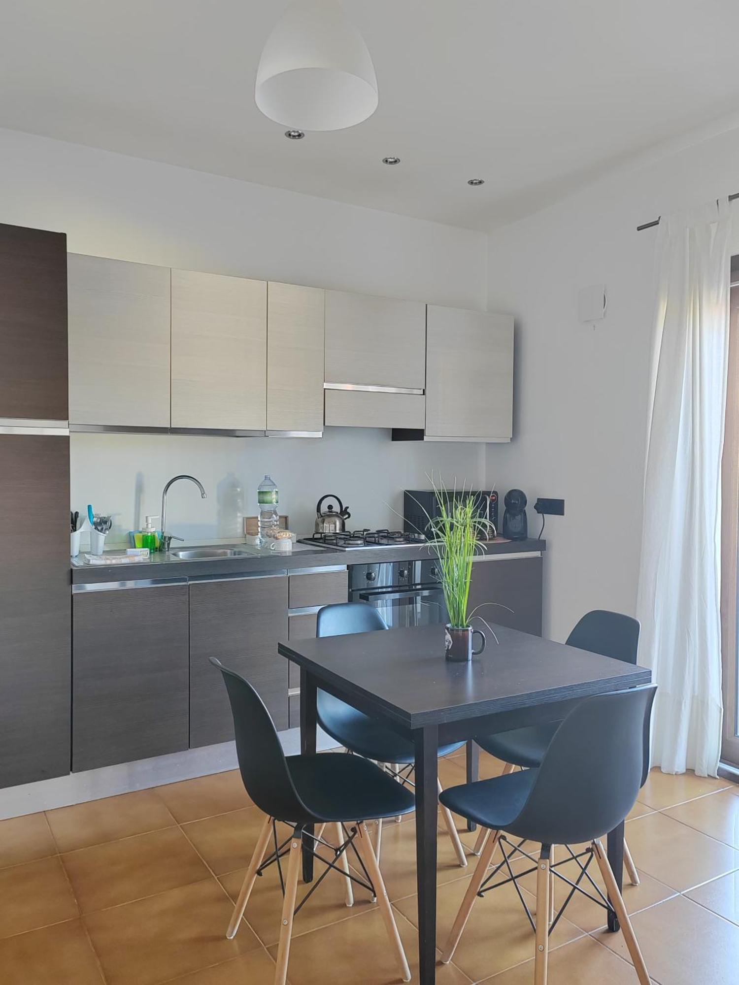 Home Of Fame - Home Gallery With Fully Equipped Kitchen, Separate Entrance, Free Parking Olbia Ngoại thất bức ảnh