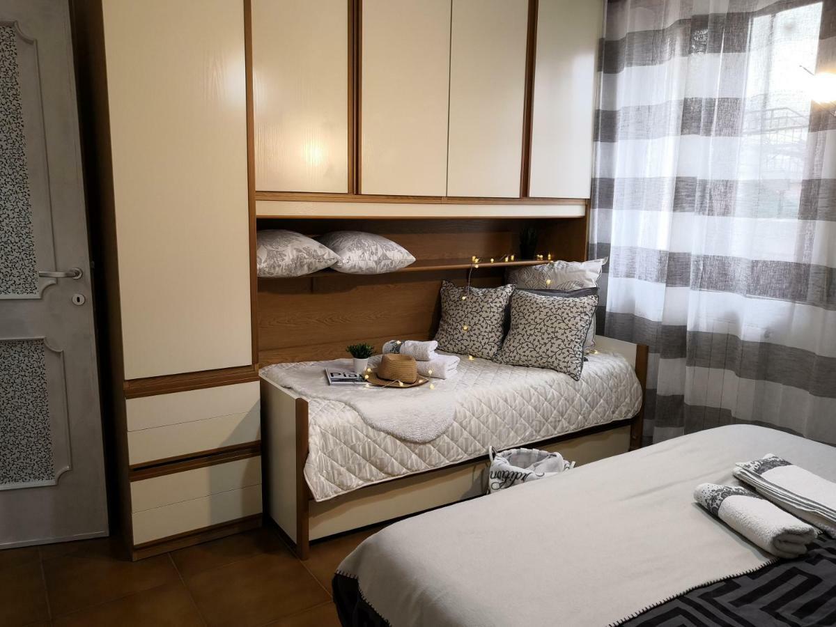 Home Of Fame - Home Gallery With Fully Equipped Kitchen, Separate Entrance, Free Parking Olbia Ngoại thất bức ảnh